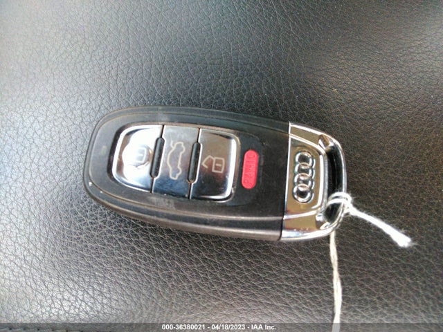 WAUFFAFL7EA043748 Audi A4 Premium Plus
