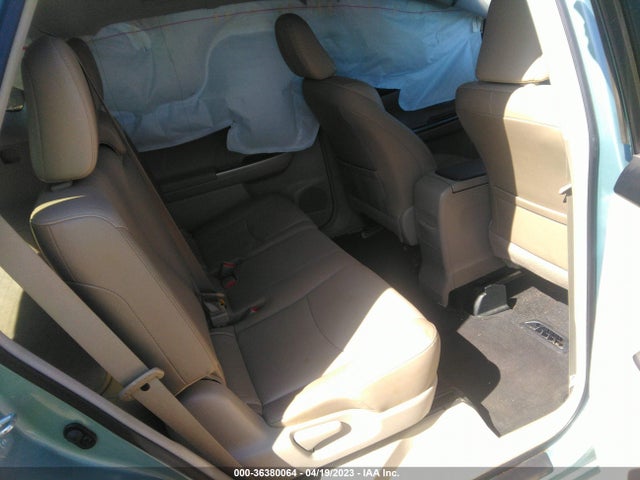 Toyota Prius V Two/five/three/four 2017 JTDZN3EU7HJ068338 Image 8