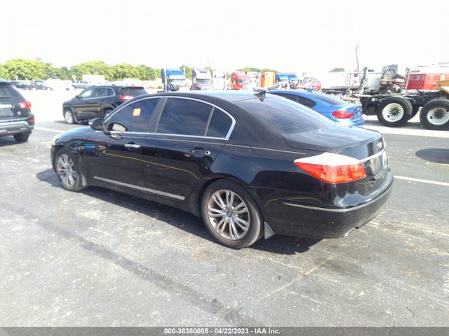 2010 HYUNDAI GENESIS VIN: KMHGC4DF0AU092955