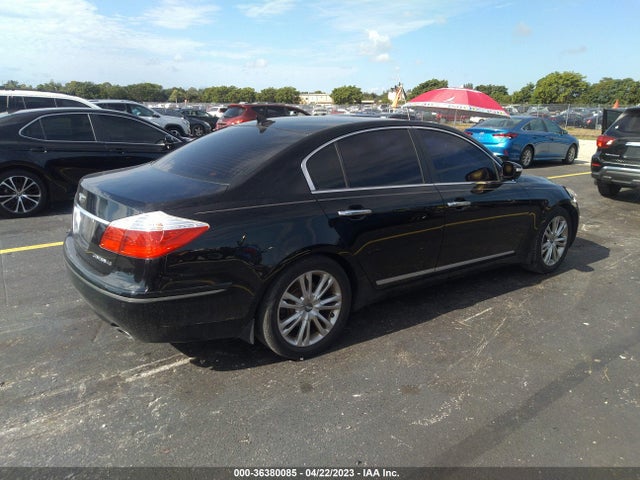 2010 HYUNDAI GENESIS VIN: KMHGC4DF0AU092955