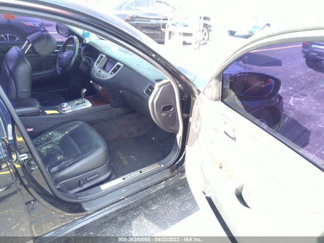 2010 HYUNDAI GENESIS VIN: KMHGC4DF0AU092955