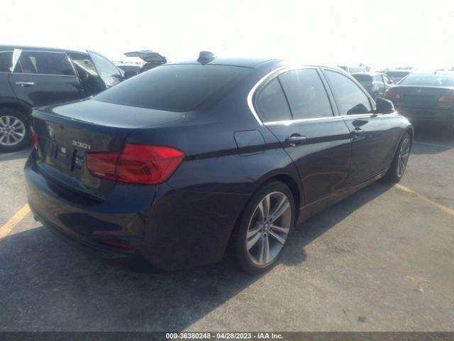 WBA8B9G39HNU56348 BMW 3 Series 330i