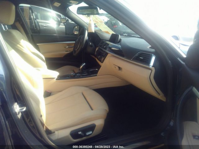 WBA8B9G39HNU56348 BMW 3 Series 330i