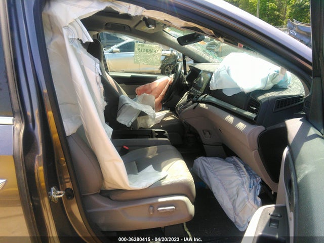 Honda Odyssey Touring 2019 5FNRL6H80KB059940 Image 5