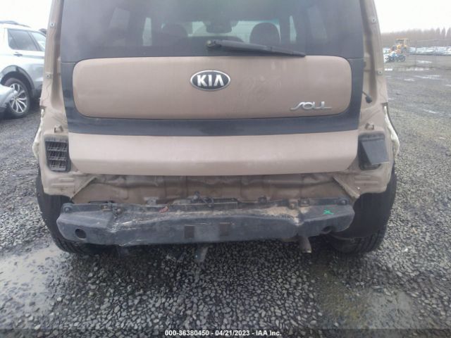 KNDJN2A20F7141006 KIA Soul Base