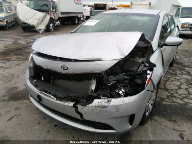 3KPFK4A75JE192807 KIA FORTE LX