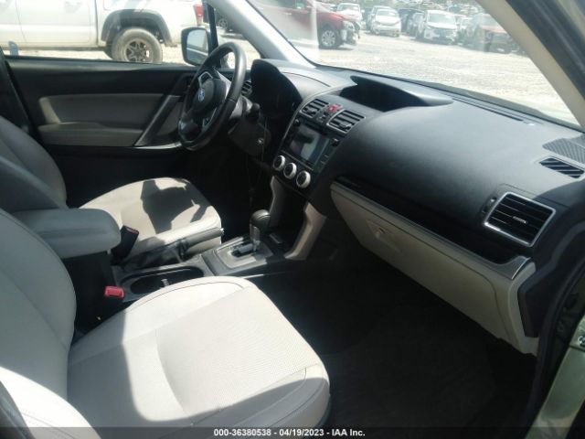 JF2SJAJC0JH455570 Subaru Forester Limited