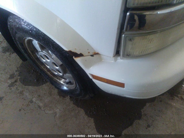 2003 CHEVROLET ASTRO PASSENGER VIN: 1GNEL19X23B125083