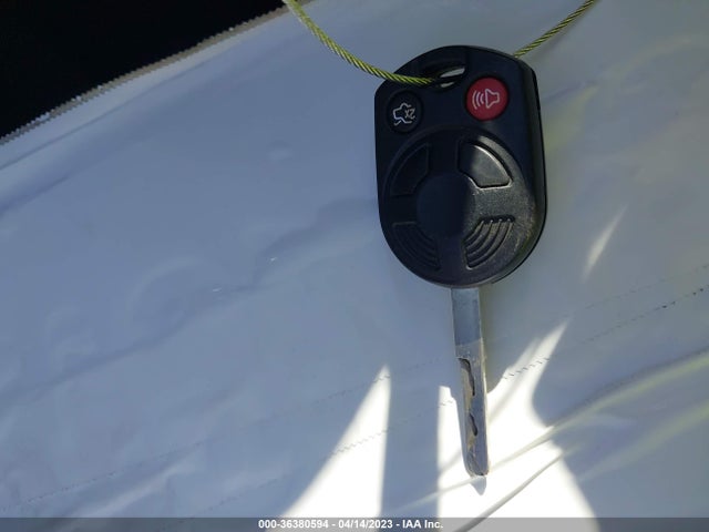 Ford FOCUS S 2017 1FADP3E27HL300515 Image 11