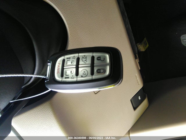 2C4RC1DG9HR508755 Chrysler Pacifica Touring