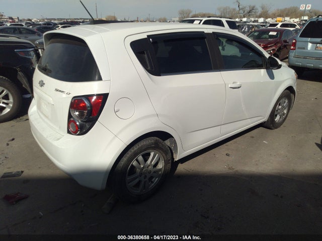 Chevrolet SONIC LT 2015 1G1JC6SH6F4197770 Image 4