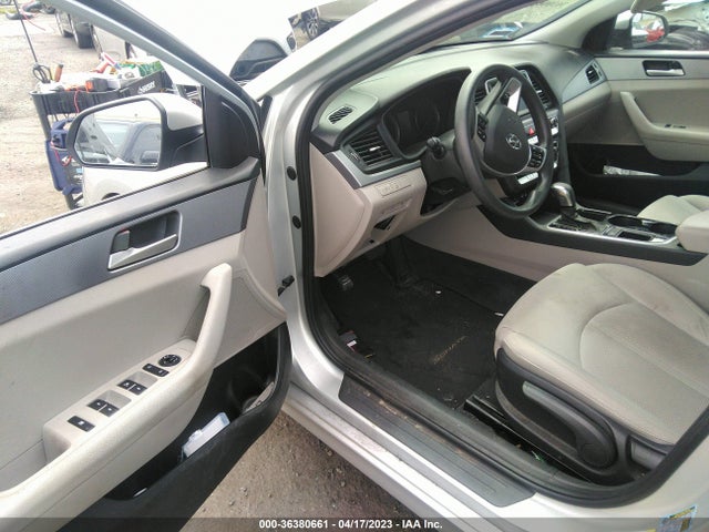 Hyundai SONATA SE 2019 5NPE24AF1KH753004 Image 5