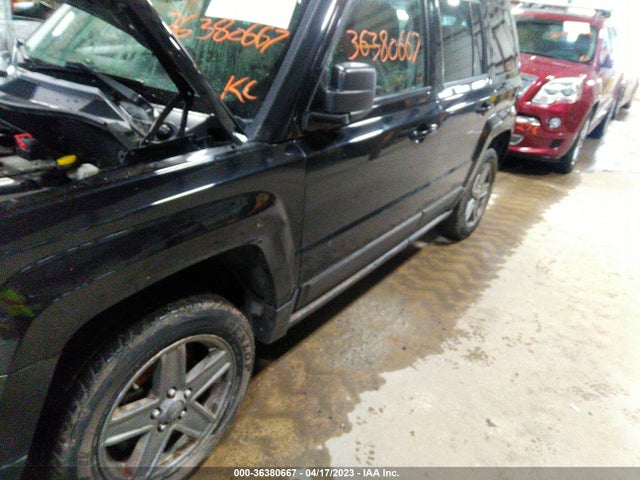 1C4NJRAB5HD172052 Jeep Patriot 75th Anniversary