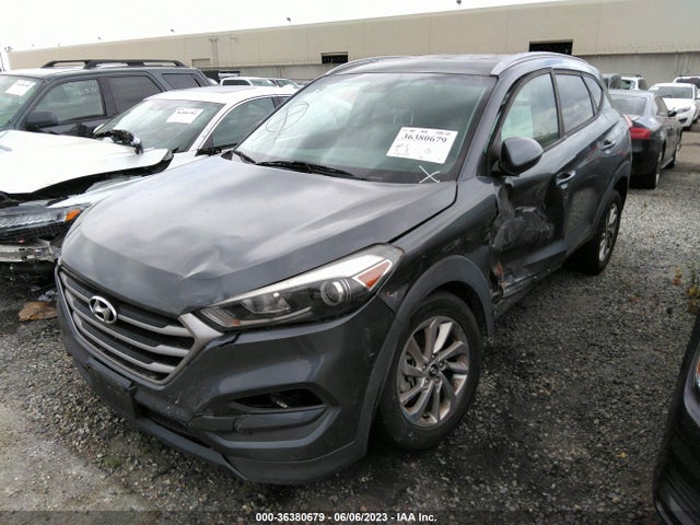 Hyundai TUCSON SEL 2018 KM8J33A43JU672557 Image 2