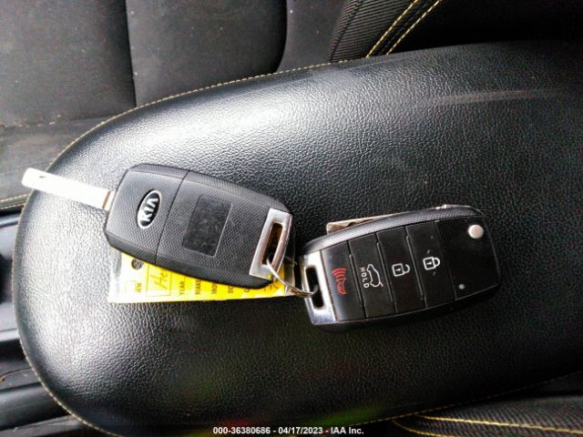 KNDJP3A56F7785006 KIA SOUL +