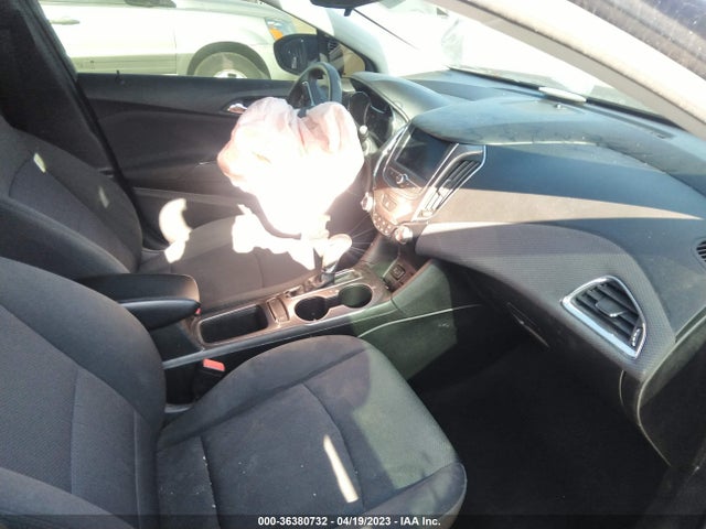 Chevrolet CRUZE LT 2019 1G1BE5SM9K7116713 Image 6