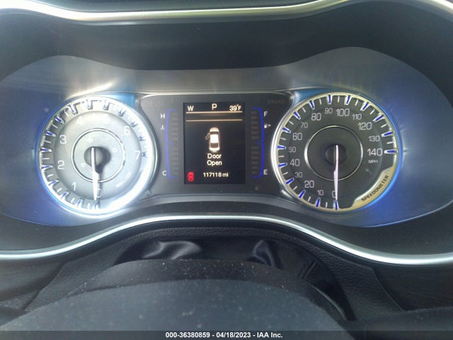 36380859 :رقم المزاد ، 1C3CCCAB5FN548274 vin ، 2015 Chrysler 200 Limited مزاد بيع