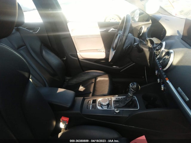 Audi A3 Sedan Premium Plus 2017 WAUJ8GFF1H1013487 Image 5