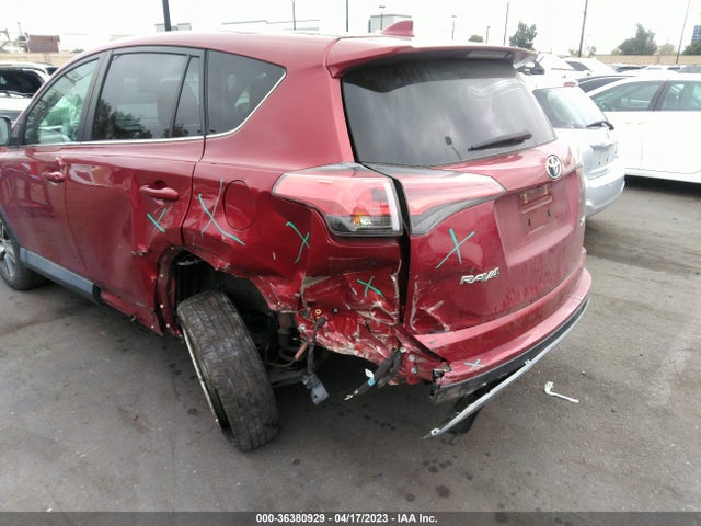 2018 TOYOTA RAV4 XLE/ADVENTURE VIN: 2T3WFREV0JW425359