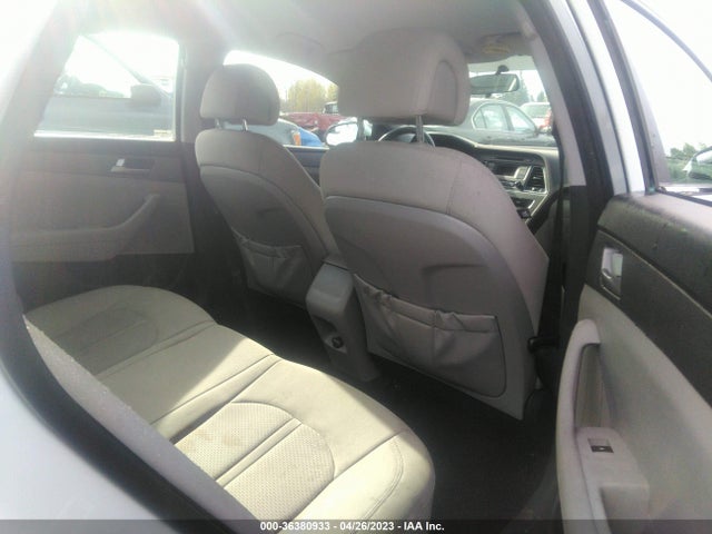 2015 HYUNDAI SONATA 2.4L SE VIN: 5NPE24AF9FH191200