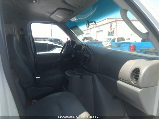 2004 FORD ECONOLINE CARGO VAN VIN: 1FTRE14W24HA24109