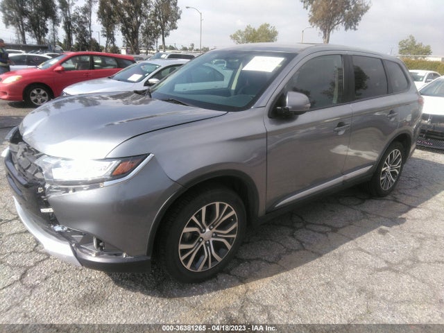JA4AZ3A39JZ007542 Mitsubishi Outlander Es/se/sel/le