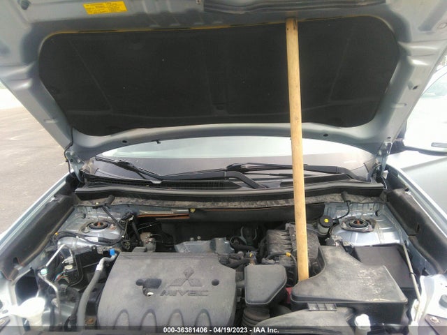 JA4AD3A33GZ014445 Mitsubishi Outlander Se/sel