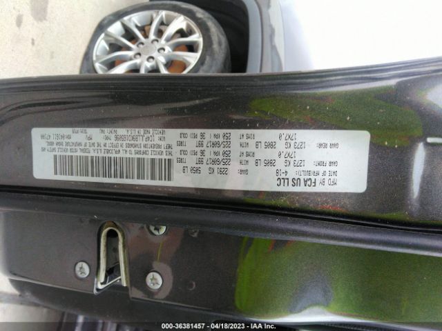 1C4PJLLB9KD165096 Jeep Cherokee Latitude Plus