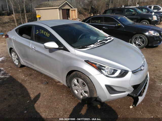 2016 5NPDH4AE7GH740962 main image
