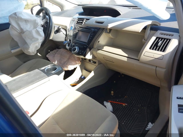 Toyota Prius V Two/three/five 2014 JTDZN3EUXEJ005410 Image 5