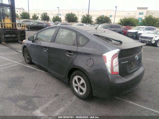 Toyota Prius Four 2015 JTDKN3DU4F1941544 Image 5