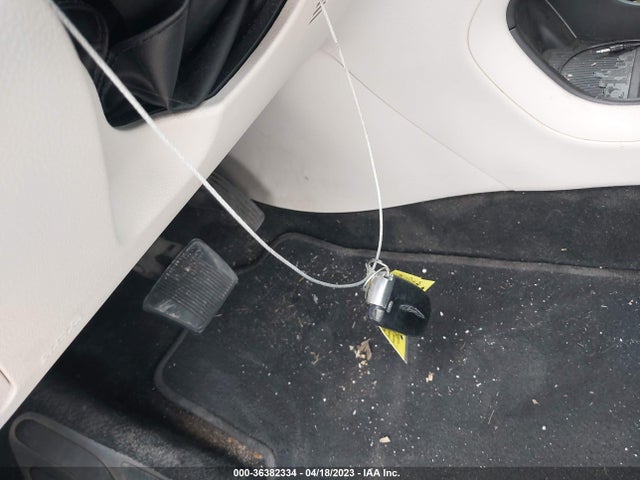 Chrysler 200 Limited 2016 1C3CCCAB8GN156875 Image 11