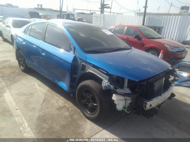 Hyundai Ioniq Hybrid Blue 2017 KMHC65LC7HU056578 main image