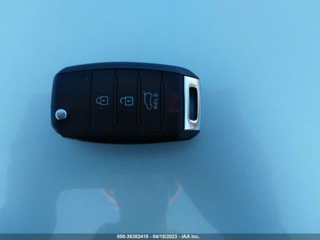 KNDJN2A24J7895745 KIA Soul Base