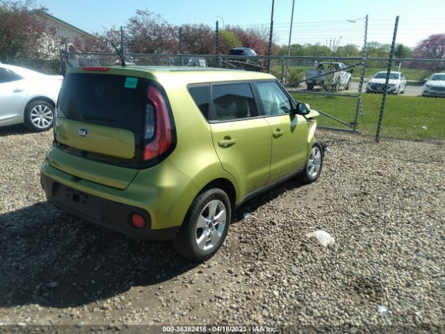 KNDJN2A24J7895745 KIA Soul Base
