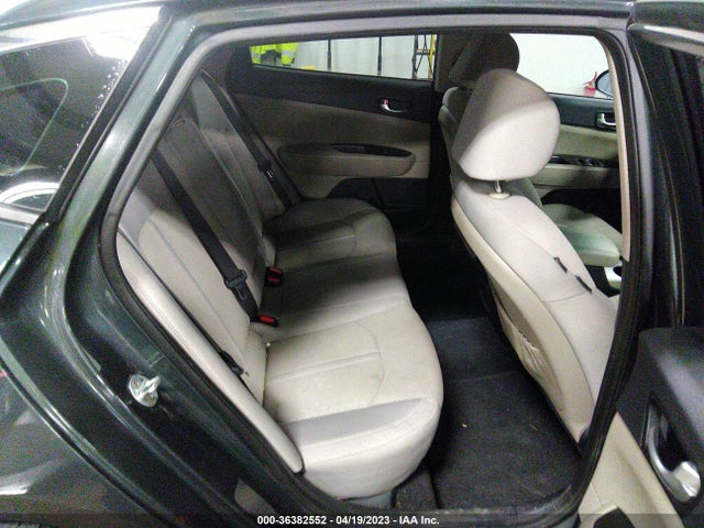 KIA Optima Lx 2016 KNAGT4L38G5079589 Image 8