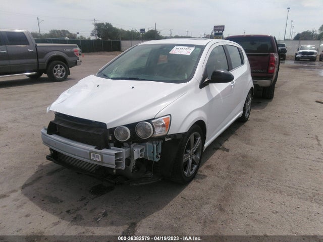 Chevrolet Sonic Rs 2015 1G1JG6SB3F4217134 Image 2