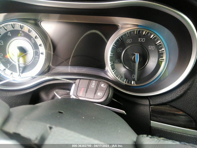 2C3CCAAG6FH769228 Chrysler 300 Limited