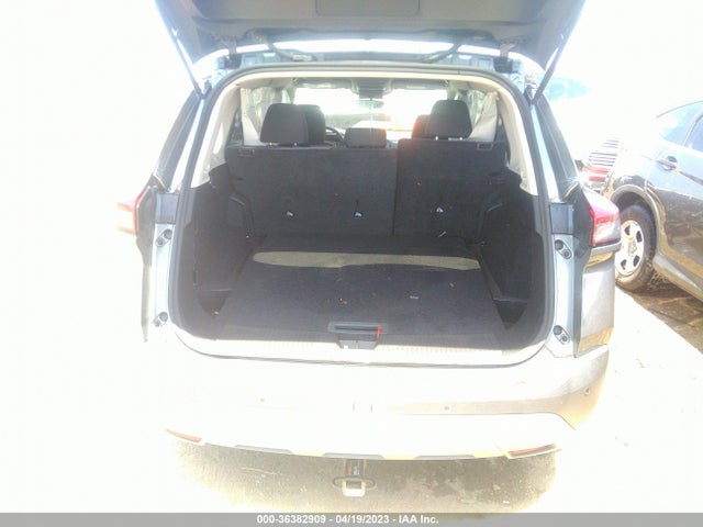 2021 NISSAN ROGUE SV VIN: 5N1AT3BAXMC679388