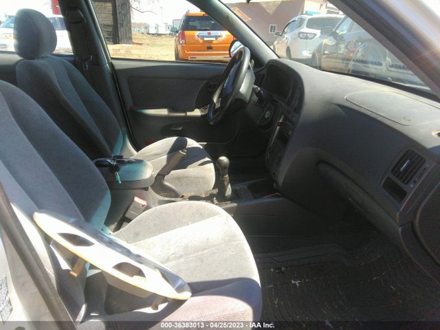 2006 HYUNDAI ELANTRA GLS/LIMITED VIN: KMHDN46D76U209477