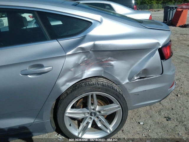 WAUFNCF55JA009446 Audi A5 Sportback Prestige