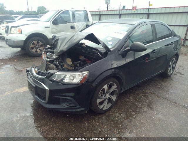 Chevrolet Sonic Premier 2017 1G1JF5SB4H4108228 Image 2