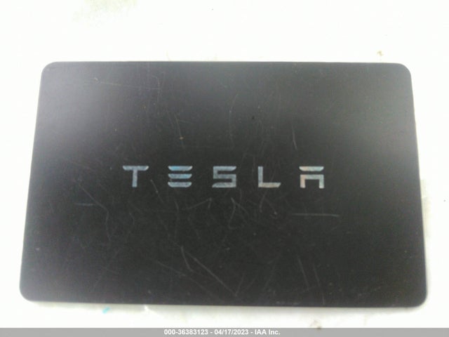 Tesla Model Y Long Range 2022 7SAYGDEE9NF574912 Image 3