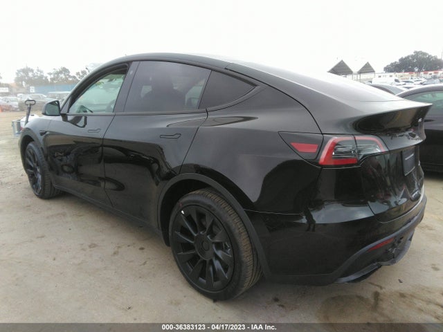 Tesla Model Y Long Range 2022 7SAYGDEE9NF574912 Image 4