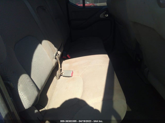 2006 NISSAN FRONTIER LE VIN: 1N6AD07U86C419140