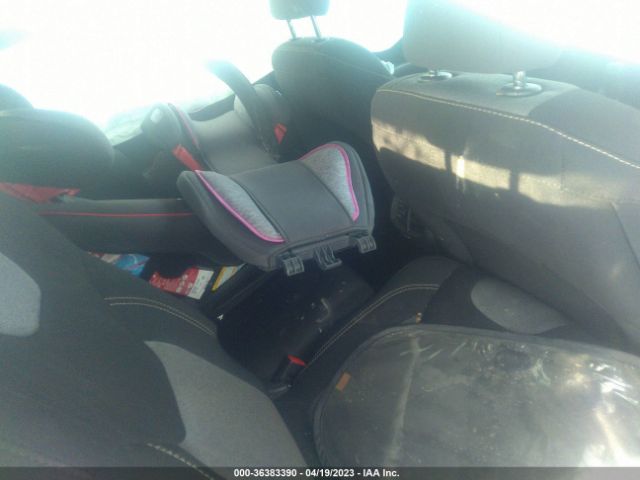1C4PJLAB6HW653311 Jeep Cherokee Sport