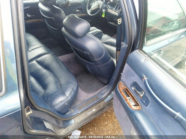 1996 LINCOLN TOWN CAR SGN/DMND ANV/CYPRESS/JN VIN: 1LNLM82W7TY627992