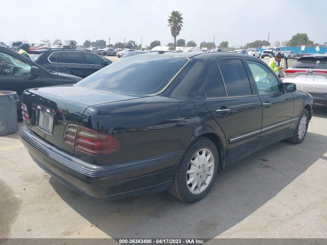 2000 MERCEDES-BENZ E-CLASS VIN: WDBJF65G5YA958180