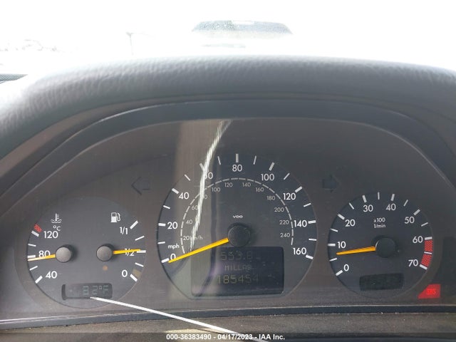 2000 MERCEDES-BENZ E-CLASS VIN: WDBJF65G5YA958180
