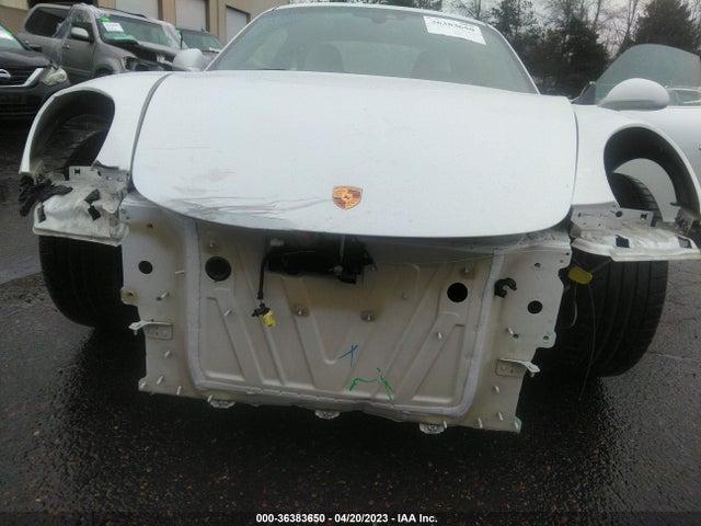 WP0AA2A98JS105708 Porsche 911 CARRERA